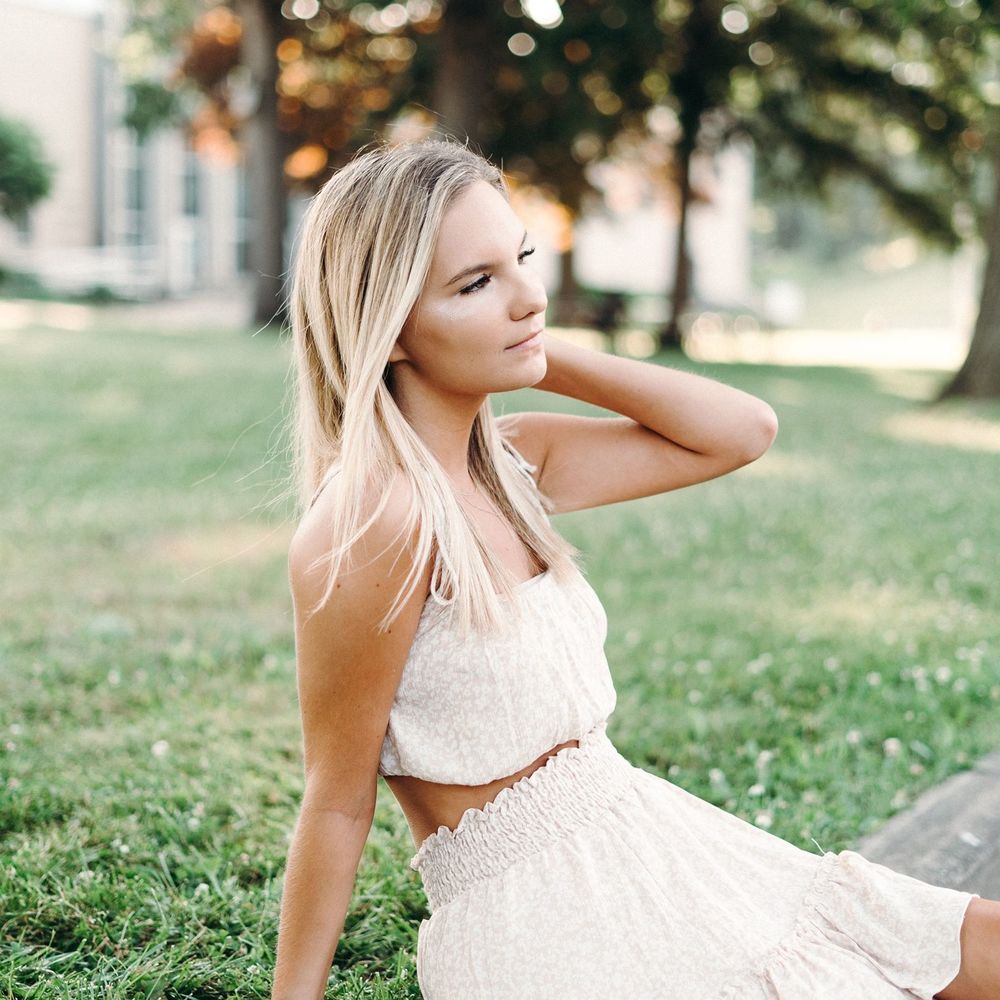 Meet your Posher, Ashley